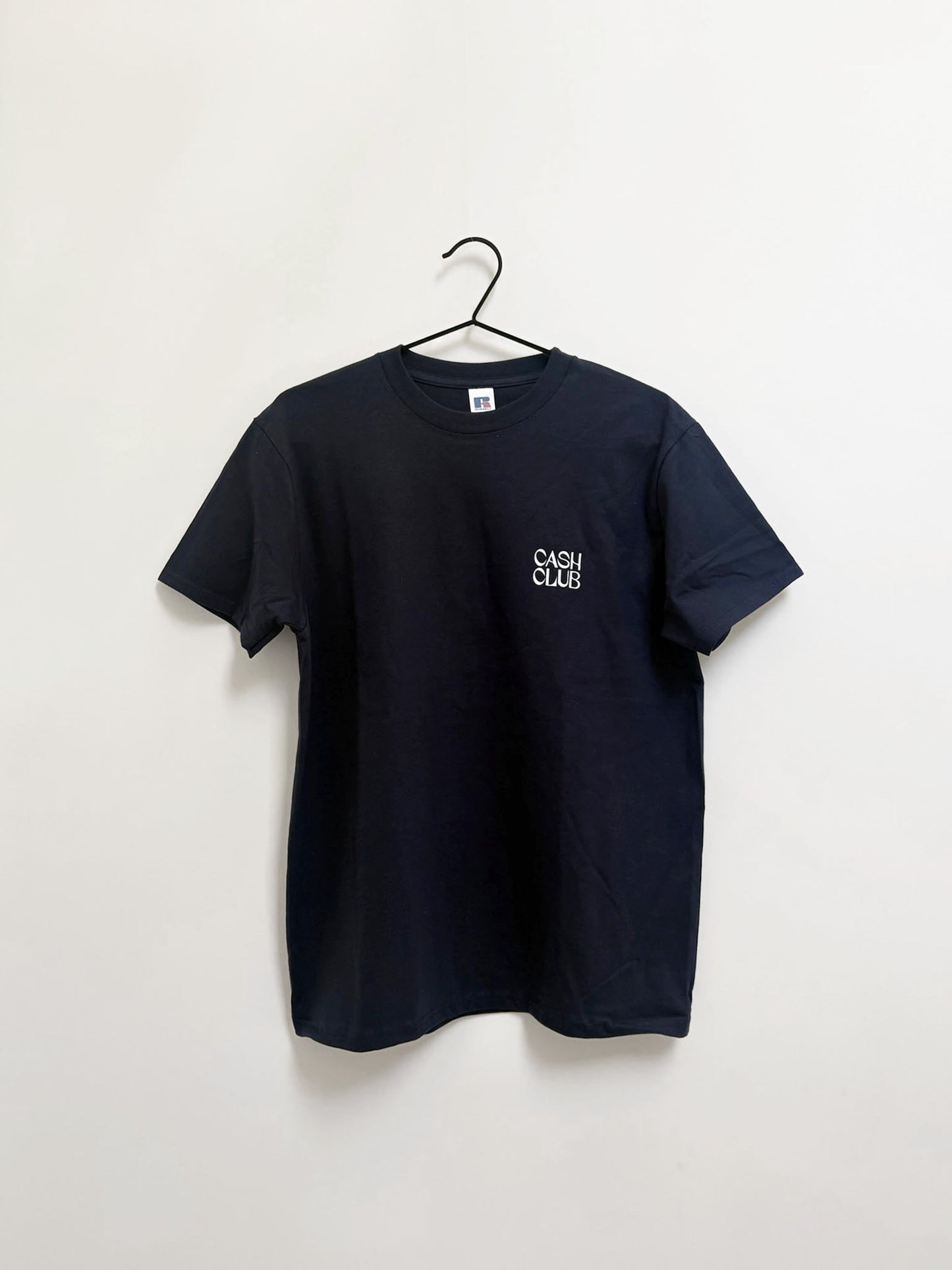 BASIC NAVY T-SHIRT